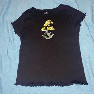 O’Neil black flower t-shirt size medium